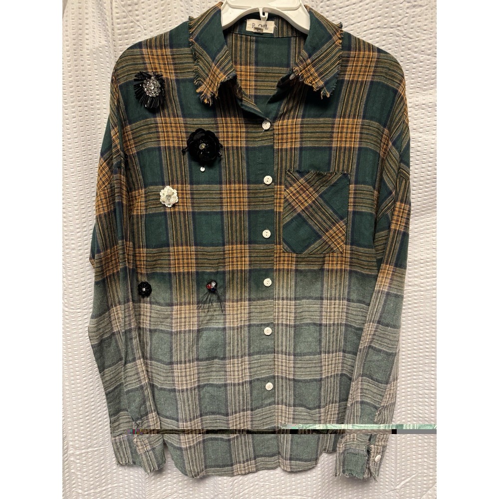 Pol Women's SZ M Green Plaid Faded Ombre Button Down Floral Appliques Raw Hem